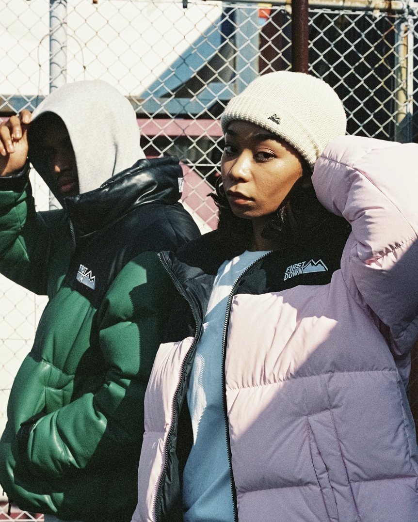 zozojp's tweet image. ＼軽くてあったか冬アウター発見💡／

3万円代で、ストリート、アウトドア
モードもこなす万能アウター🔥

（しかも...リバーシブルなので2倍楽しめちゃいます🙈）

▼販売はこちらから
zozo.jp/shop/firstdown…