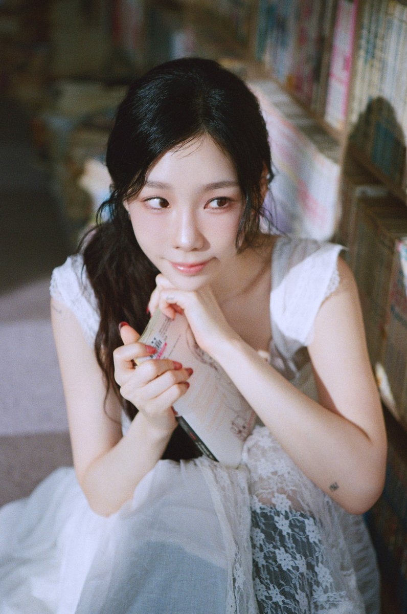 TAEYEONsmtown's tweet image. TAEYEON 태연 &apos;인사 (Panorama)&apos; MV Photography 1

TAEYEON 태연 〖Panorama : The Best of TAEYEON〗
➫ 2025.12.01 6PM (KST)

𝟏𝟎 𝐲𝐞𝐚𝐫𝐬 𝐰𝐢𝐭𝐡 𝐓𝐀𝐄𝐘𝐄𝐎𝐍
💿TAEYEON.lnk.to/PanoramaTheBes…

#태연 #TAEYEON
#Panorama_TheBestofTAEYEON #TAEYEONPanorama_TheBestofTAEYEON
#인사…