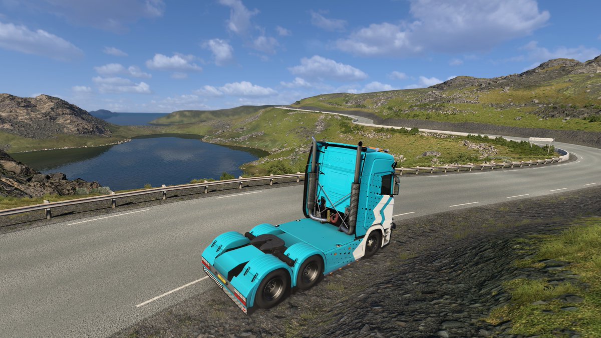 Sam_DaPuppy's tweet image. @SCSsoftware top of the world! is love this dlc soo pretty I cant keep my eyes on the road, stunning scenery 
#CruisingNordicHorizons