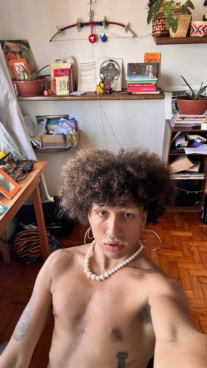 _oderie's tweet image. levando tudo ao pé da letra