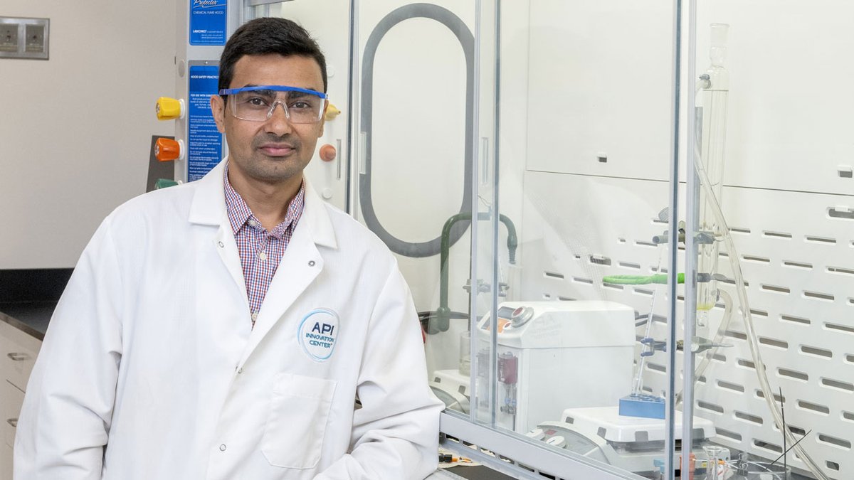 Saroj Kafle, who earned his PhD in organic chemistry from UMSL in 2023, is now a process chemist at the API Innovation Center, using organic synthesis to help develop active pharmaceutical ingredients that power breakthroughs. blogs.umsl.edu/news/2025/11/1…