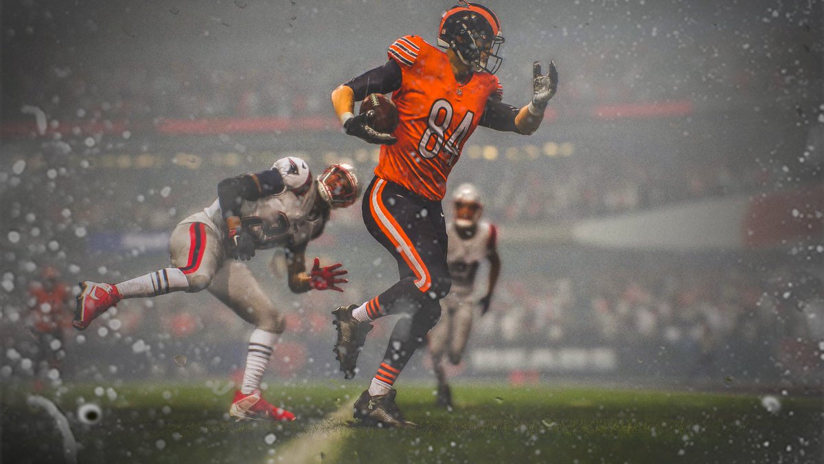 BotdsSeahawks's tweet image. Down pouring defense of battle Colston Loveland breaks a tackle from safety Lewis Cine to score a 34 yard td to go up 20-13 with 6 seconds left. Bears move to 8-4 on the season.