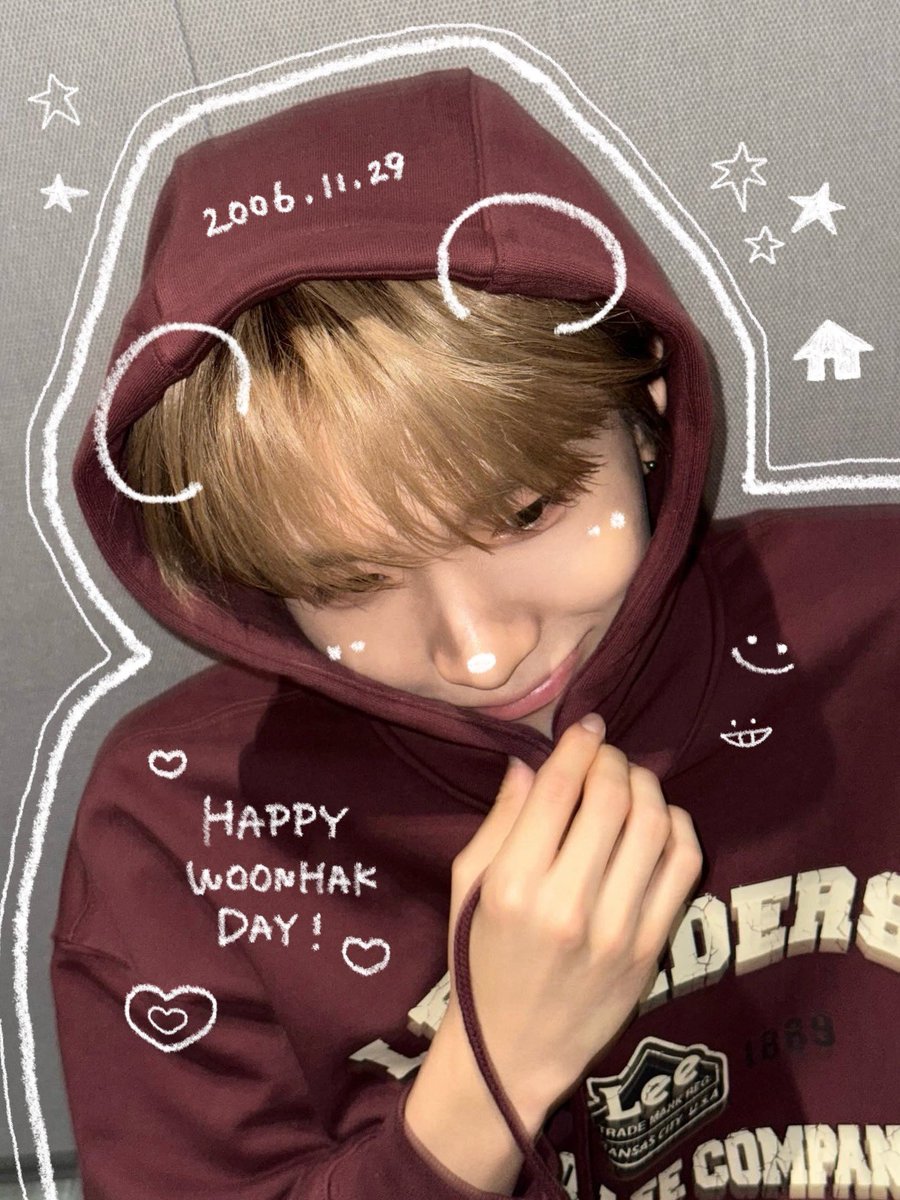 ___Z00Z's tweet photo. 大好きだよ〜🌟🌟
いつも幸せをありがとう、幸せでいてね

#세상이무대라면_주인공은_운학 #LuckywoonhakDay
#世界を照らすウナクの笑顔 https://t.co/z8637En8u4
