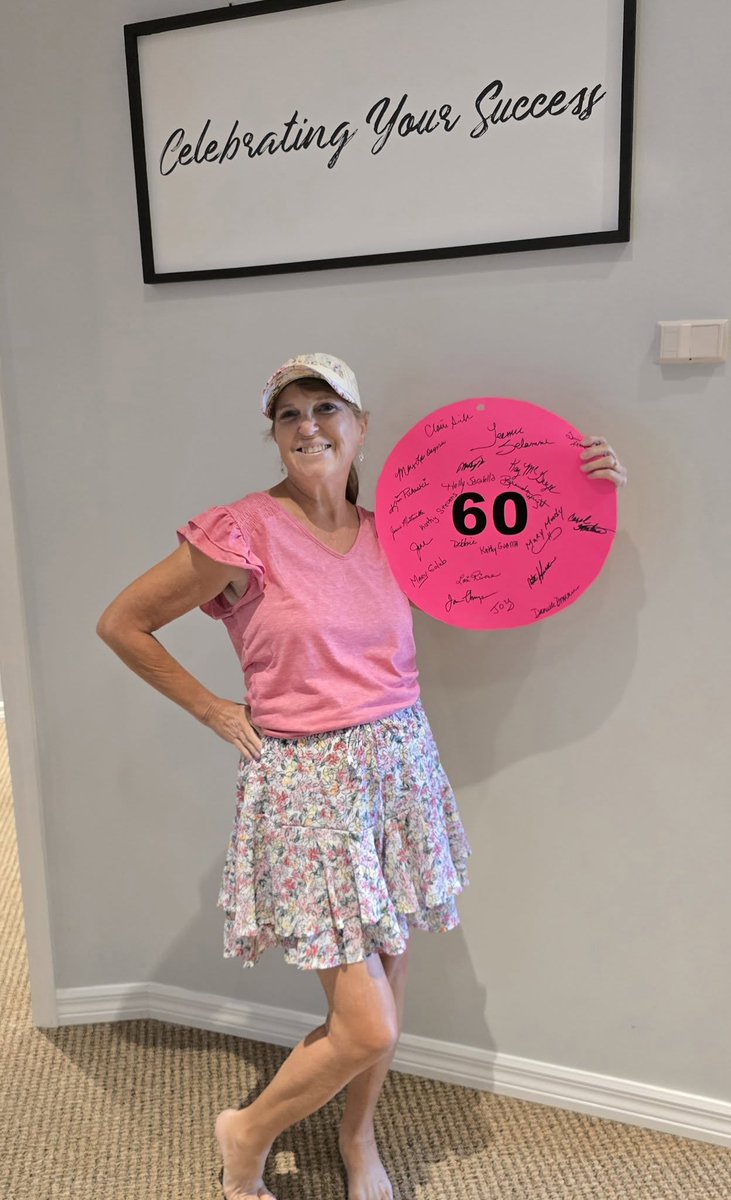 MRCWeightLoss's tweet photo. Brenda just signed her 6th milestone board, that’s 60 pounds down! Her hard work, consistency, and dedication are paying off in such a big way. We’re so proud of how far she’s come! https://t.co/nxvygfy25p