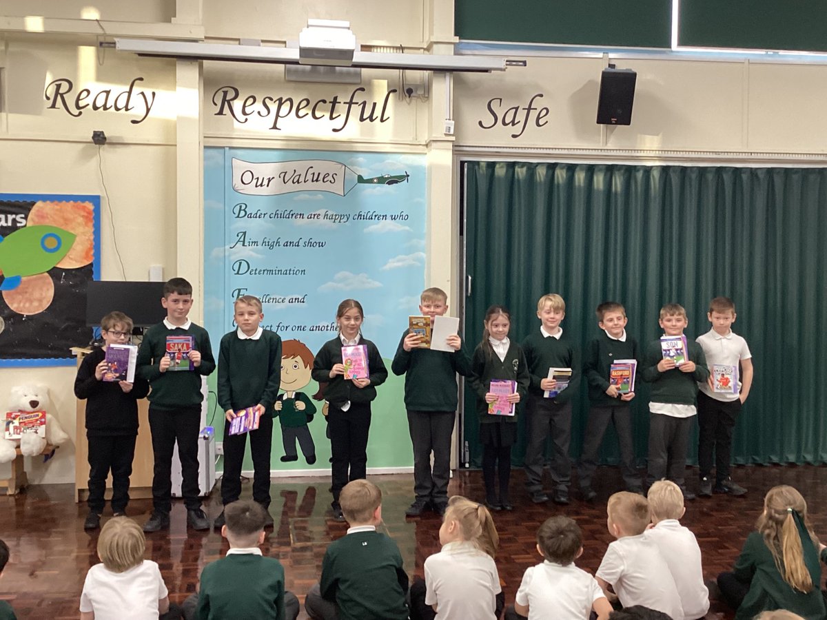 BaderPrimary's tweet photo. More to celebrate at Bader. Bronze awards for demonstrating Bader Values and Read for the Stars βοΈπ #RRSarticle3 https://t.co/c633pJKYPi