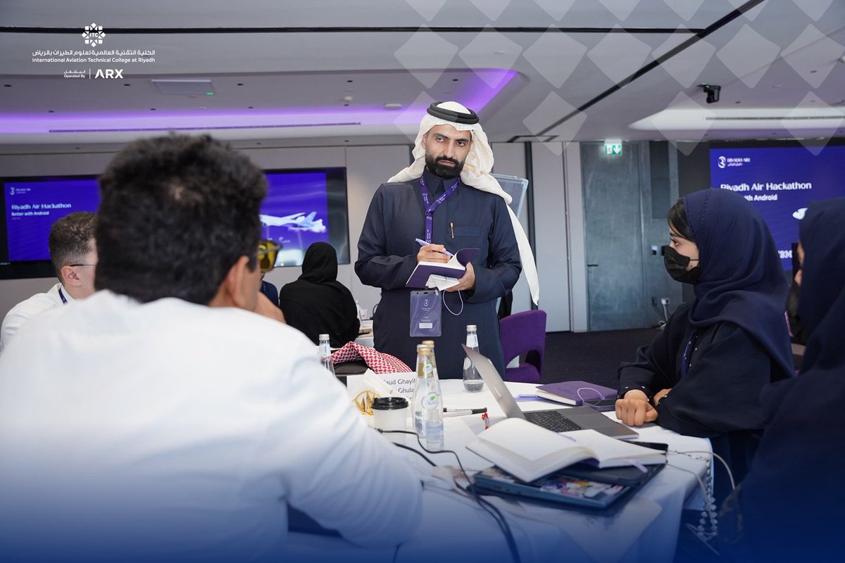 يسرّنا الإعلان عن ختام الهاكاثون اليوم بنجاح، والذي شهد مشاركة مميزة من المواهب الشابة وأفكار مبتكرة أثرت التجربة وأضافت قيمة كبيرة.

نتقدم بجزيل الشكر لجميع المشاركين على التزامهم وروحهم التنافسية، كما نثمّن شراكتنا مع طيران الرياض و جامعة جدة و كليات التميز على دعمهم وتعاونهم