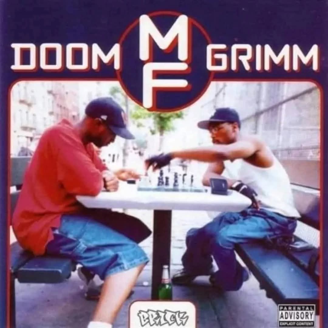 GoodRapMuzik's tweet photo. Un día como hoy, hace 25 años, salía el álbum colaborativo de #MF_Doom & #MF_Grimm MF EP de 2000 🎧🔊🎶 @MFDOOM @mfgrimmofficial
#RIP_MF_Doom ☝🏻 https://t.co/lKTbQTbhTX