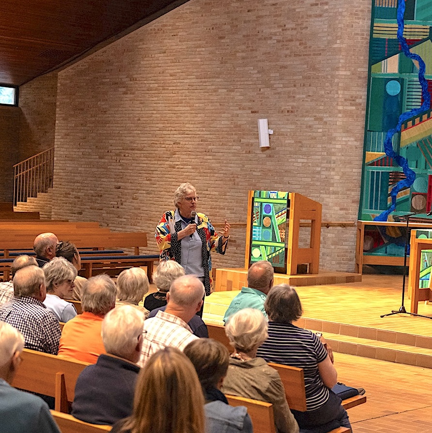 Luther Seminary tweet media