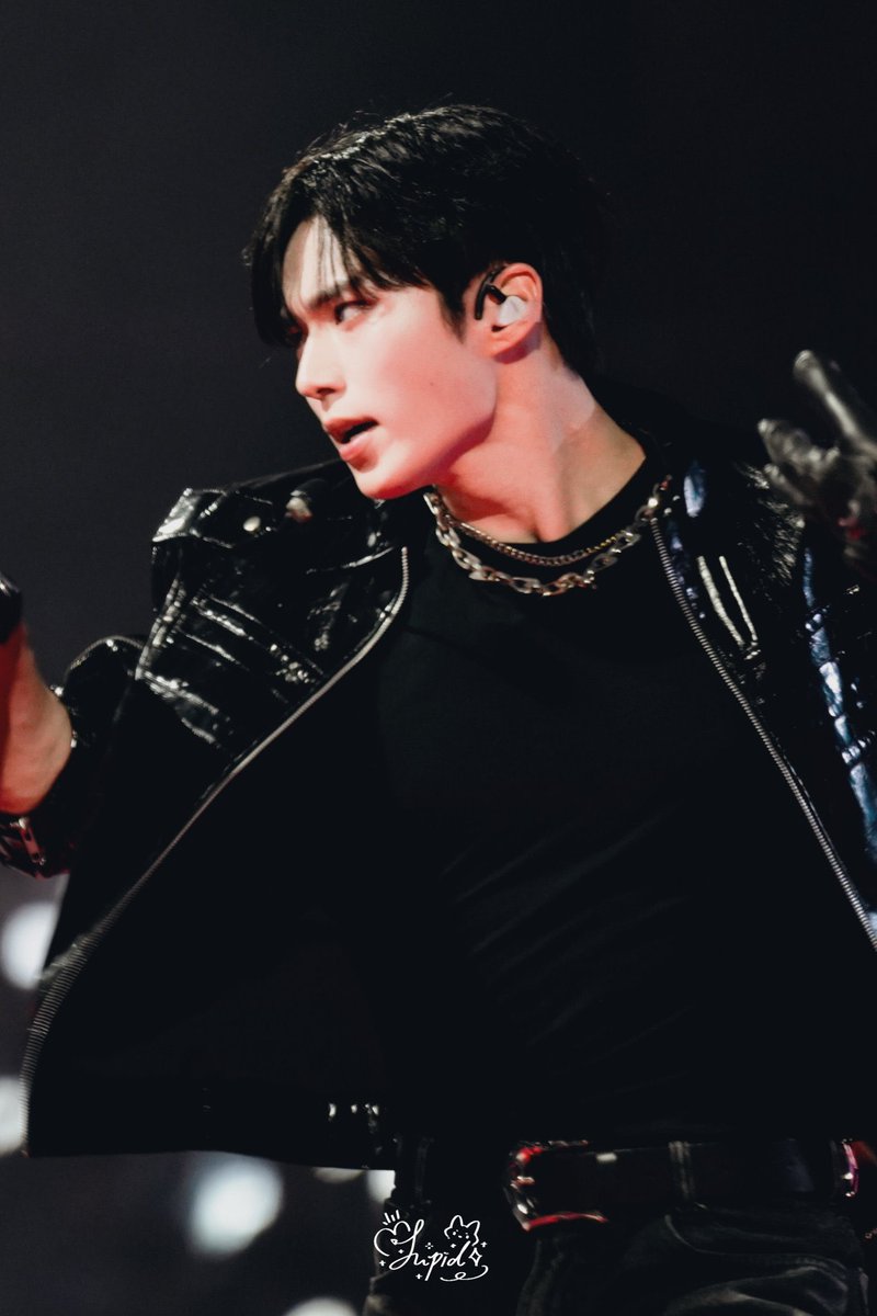 kjspicture's tweet image. 251128 — © Jupid