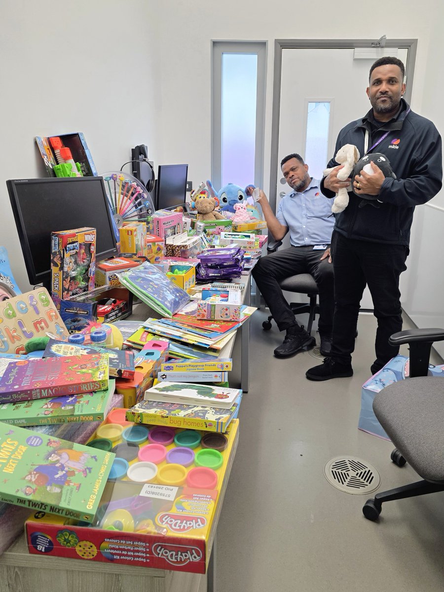bhamcommunity's tweet photo. #BCHCCharity would like to say a huge thank you to the team at Mitie for their incredible donation of over 100 books, toys, and games for us to give to BCHC Children's &amp; Families services, so that children across Birmingham who may not otherwise get a gift this year can have one! https://t.co/sF1FvIViyj