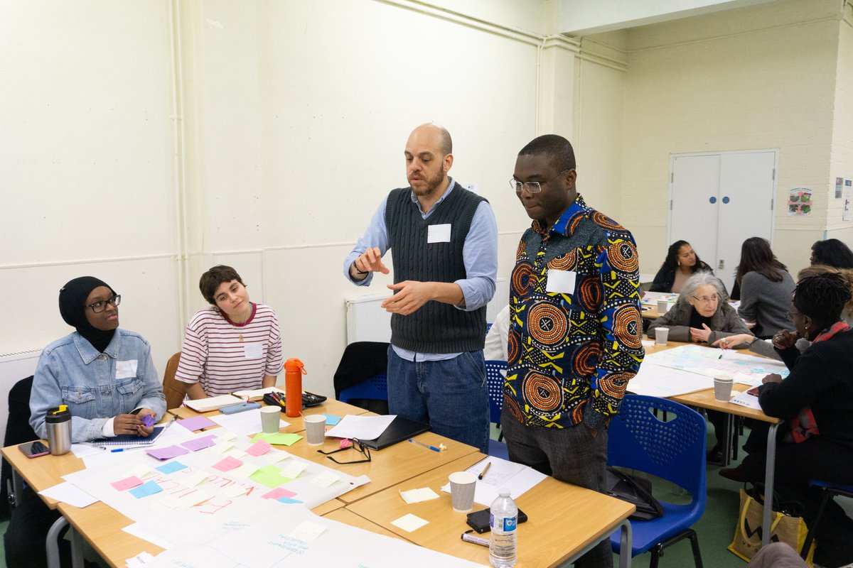 HighTreesCDT's tweet image. Learning how to do ethical, community-led research✨

Last week, we had a fantastic group join us for the Lambeth Community Research Network&apos;s training on ethics. The discussions were thoughtful, inspiring and full of insight 💭

Thank you to everyone who joined us! 💛
