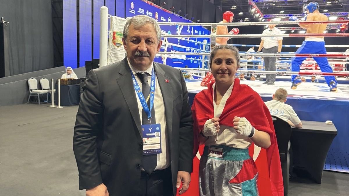 Birleşik Arap Emirlikleri’ndeki Dünya Büyükler Kick Boks Şampiyonası’nda bugün dört altın madalya kazandık!
🥇🇹🇷🥊
Kendi kategorilerinde dünya şampiyonu olan Elif Ceren Şanlı, Bayram Eren Celep, Kadir Yıldırım ve Asuman Cıglıoğlu’nu yürekten kutluyorum. 🇹🇷👏

Ekibimizden yarın da