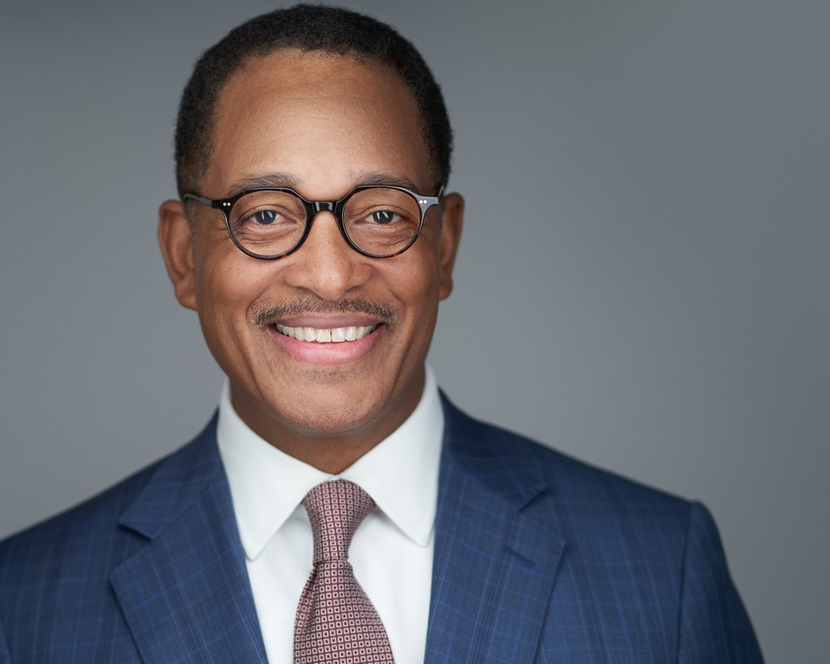 HamiltonVisuals's tweet image. Al📸
#portrait #photographer #philly #phillyphilly #phillymarketing #marketing #philadelphia #corporateportrait #Headshot #headshots #phillymarketing #phillyheadshots