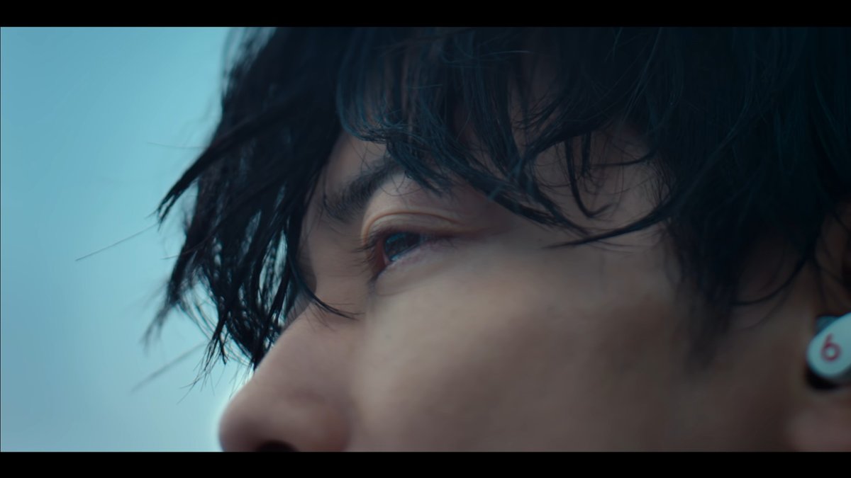 ClaudiaCat313's tweet image. 俺のせいで
#TENBLANK / #グラスハート が好きじゃなく人は
もちろんいるけど
俺の作る音は
少なくとも　それと同じ数か
それ以上の人間は幸せにできる
だからいいよね

私はそう信じてる
私の好きな人は
そんなに強い心を持っている
そんなに強い能力がある
そんな気がしたんだ
#佐藤健 #takerusatoh