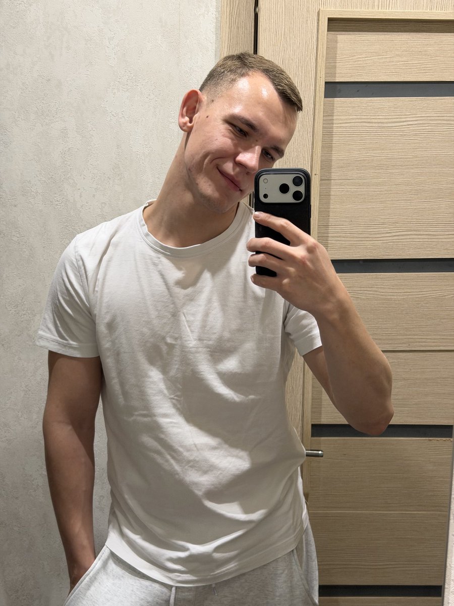 серёга tweet media