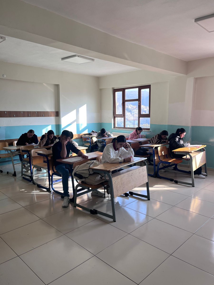 SavurAIHLisesi's tweet photo. 12. sınıflarımız i��in HEDEF 2026 YKS TYT deneme sınavımızı gerçekleştirdik. 
Her deneme, hedefe bir adım daha yaklaşmak demek…
Emek veren herkese teşekkür ediyor, öğrencilerimize başarılar diliyoruz.
Yolunuz açık, azminiz daim olsun. 
@mardinilmem 
@SvrKaymakamligi 
@SavurMem https://t.co/fXqQlZVIpg