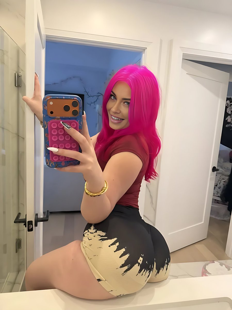 anilafoxx's tweet image. Your Intimate Companion 💋