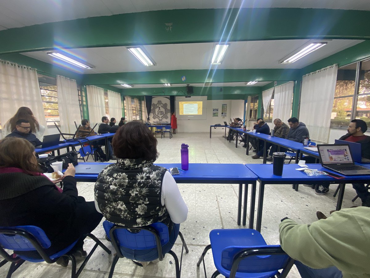 _RobledoJM's tweet photo. #EST56 #Durango Trabajos del Consejo Técnico Escolar #TerceraSesión #VicenteGuerrero @mario_delgado @NoemiJuarezSEB @SEP_mx @SEED_Dgo https://t.co/xnnZLuIe9J