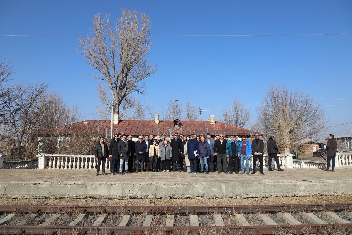 MFAofArmenia's tweet image. Within the framework of the agreement reached during the meetings between the Special Representatives for the #Armenia-#Türkiye Normalization Process, representatives of the relevant institutions of the two countries convened on 28 Nov 2025, at the Akyaka–Akhurik border crossing
