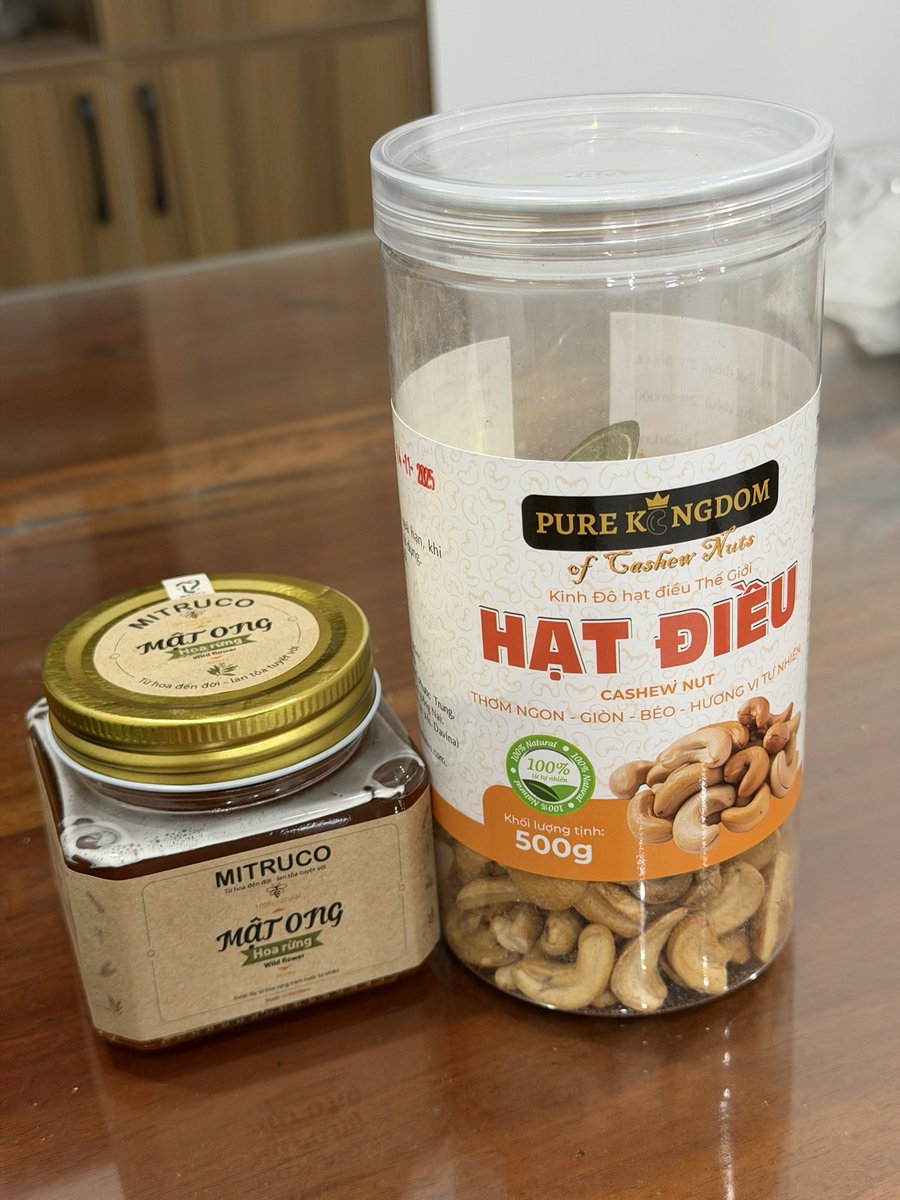 Hạt điều Bình Phước <a href="/Dung_Doan_BP/">Dung Đoàn | Davina</a> và mật ong hoa rừng của nhà <a href="/TRANTHUAN8282/">Trần Thuận | Mitruco</a> là những sản phẩm chất lượng cực kỳ mà mọi người nên thử nghen. Sản phẩm gì dùng ngon và sạch là Noah giới thiệu cho mọi người trải nghiệm thử nè. Mọi người đặt hàng, liên