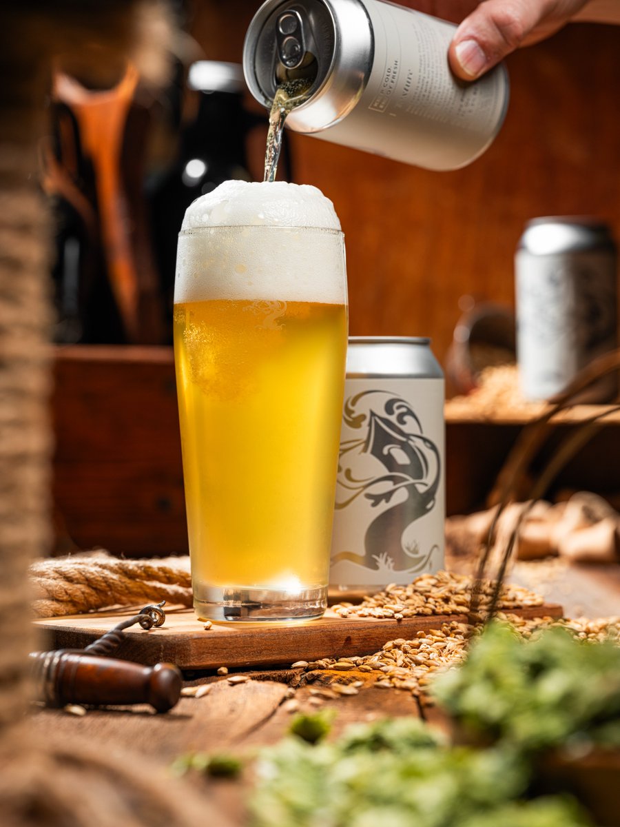 TreeHouseBrewCo's tweet image. For the week&apos;s second rendition of Texture, we&apos;re featuring Centennial &amp;amp; Amarillo in the dry hop.

This legendary citrus-rind-forward combo tastes bright, fresh, and most importantly, refreshing.