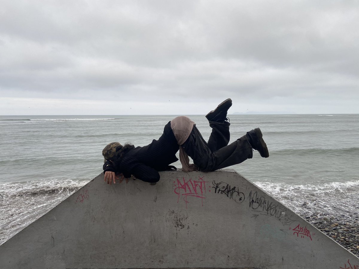 before the year ends here is me arching in different places throughout the world