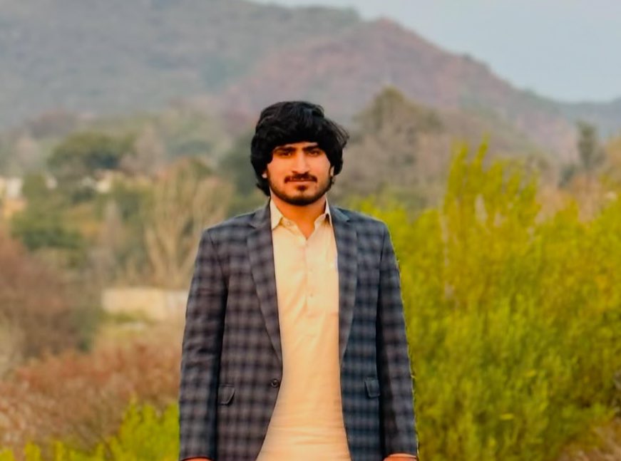 They directly facilitated access for unknown intelligence men.
Law enforcement later abducted him without any legal process.
The university’s silence proves complicity in the incident.
#ReleaseSaeedBaloch #SaveBalochstudents