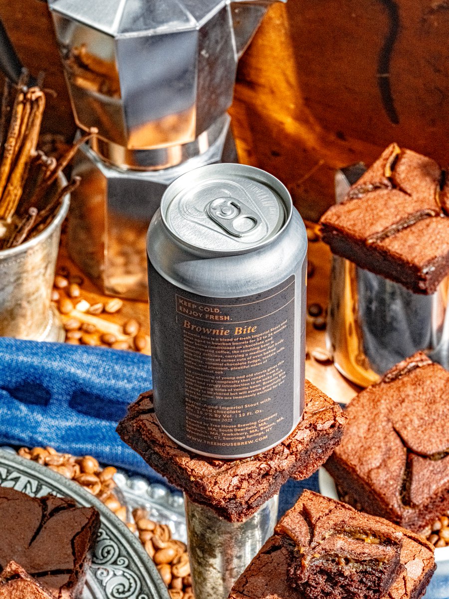 TreeHouseBrewCo's tweet image. 🚨 Brownie Bite is here!🚨

Brownie Bite features a blend of fresh and bourbon-barrel-aged stout, aged 12 to 24 months. After being conditioned on chocolate and house-roasted coffee, the resulting beer is absurdly delicious, carrying a medium-full body with rich notes of corner…