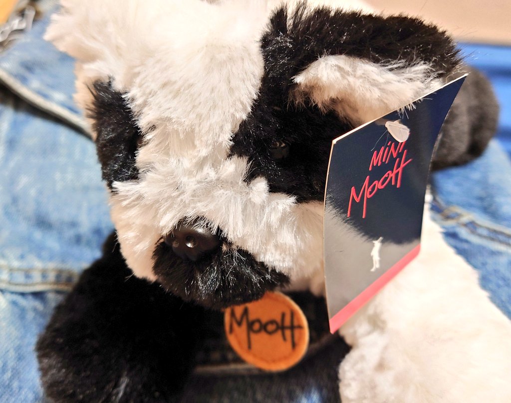 Mooh ぬいぐるみ犬 A Bunch of Stuff ジョニー・デップ NYC開催の時に売ってるの見てから、ずっとずっと欲しかったMOOHちゃん