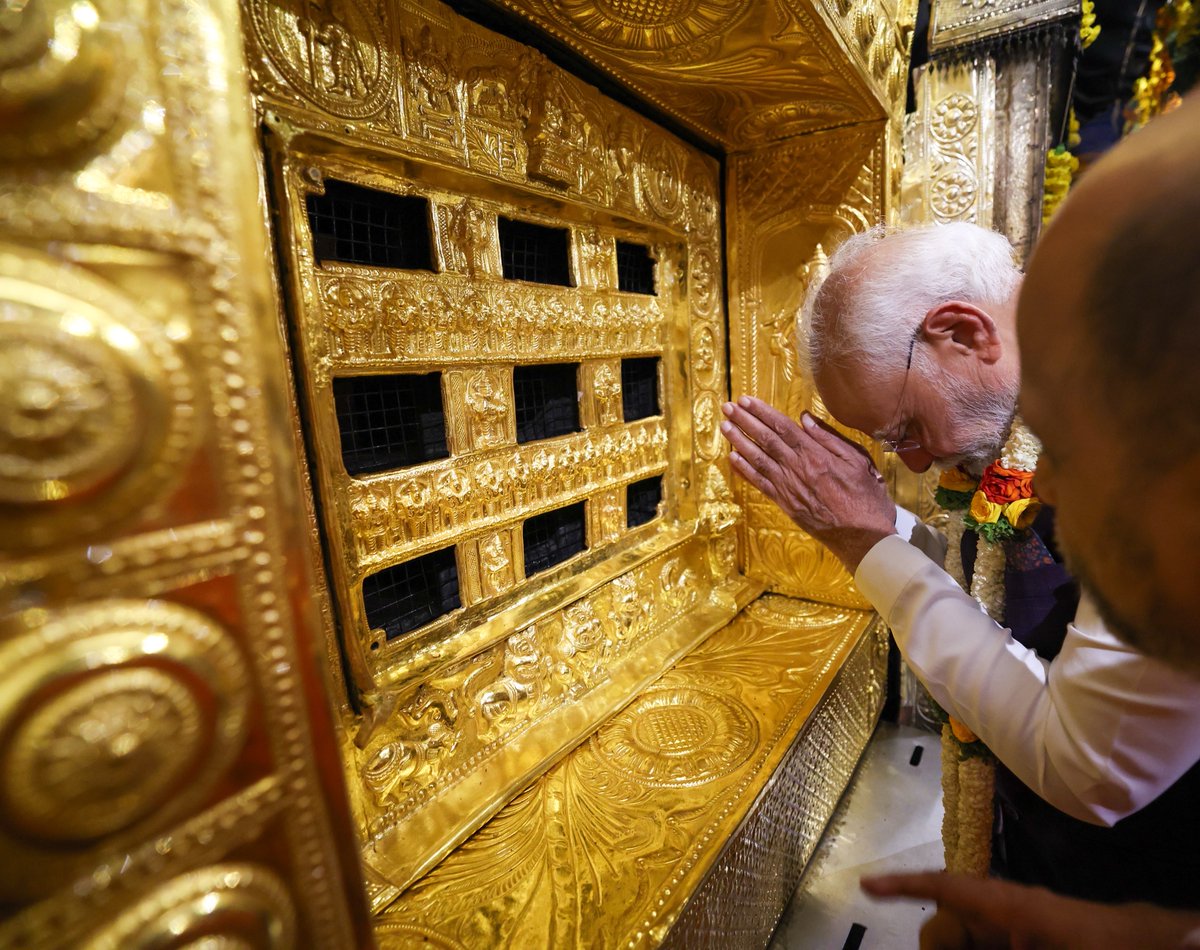 narendramodi's tweet image. Today’s visit to the Sri Krishna Matha in Udupi was very special. The reciting of the Gita was an unforgettable experience. Inaugurated the Suvarna Teertha Mantapa and dedicated the Kanaka Kavacha for Kanakana Kindi. Prayed to Bhagwan Shri Krishna from the Kanakana Kindi. It was…