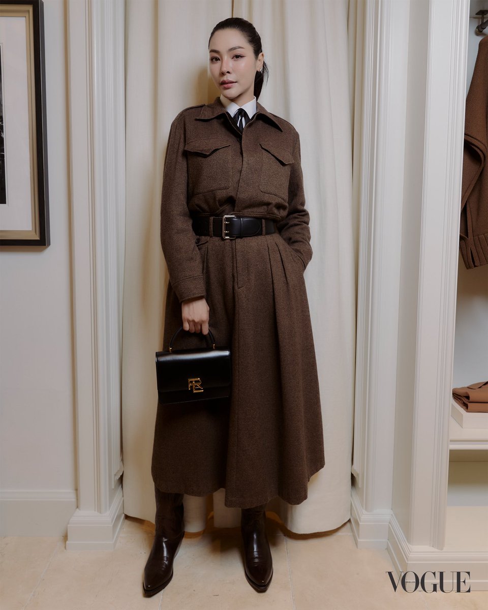 VogueThailand's tweet image. #VogueReports โว้กรวบลุคเซเลบริตี้หญิงในงานเปิดบูติกแห่งใหม่ของแบรนด์ @RalphLauren แห่งใหม่ใจกลางกรุงเทพฯ ณ เซ็นทรัล เอ็มบาสซี่ ภายใต้คอนเซ็ปต์ “The World of Ralph Lauren” นำโดย ฝ้าย-พีรญา @malisorn00, หมิว-ณัชชา @miunatshaa, จูเน่-เพลินพิชญา, แอน ทองประสม และอีกมากมาย…