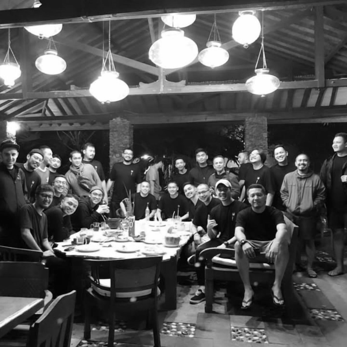 back with the gang, happy weekend.