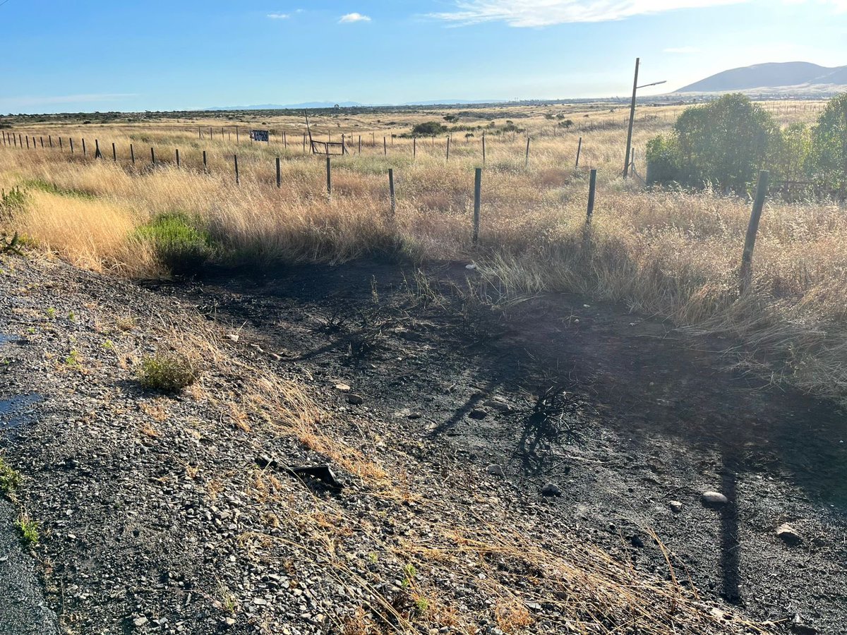 Novenacbc's tweet image. 𝗣𝗥𝗘𝗡𝗦𝗔| 🚨- Nuestra  Compañía  trabajo con nuestro carro BR9 BX9 en #Fuego en #VehiculoMenor con Propagación a #pastizales, Ruta 5 km 432.