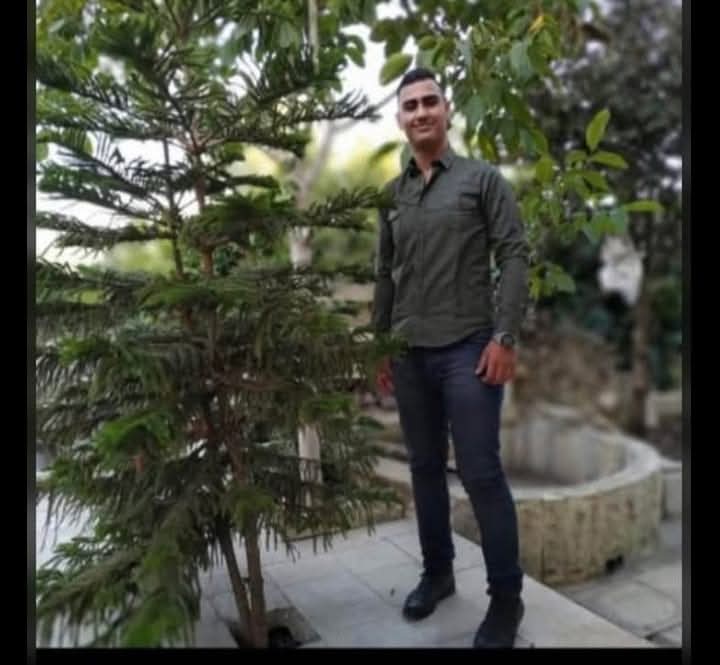 MohaammedM1's tweet photo. أحمد نجم الدين شاهين
#طالب حقوق من #الشيخ بدر ...مُعتقل منذ 6 شهور 
لأجل #طلاب_العلم .....نناشد الجهات المعنية الإفراج عن أحمد وعن مثيلة من طلاب #الجامعات لاستكمال حقه المشروع في طلب العلم
الرجاء دعم التغريدة ومشاركتها
#الإفراج_عن_المعتقلين https://t.co/e4tWBos4n6