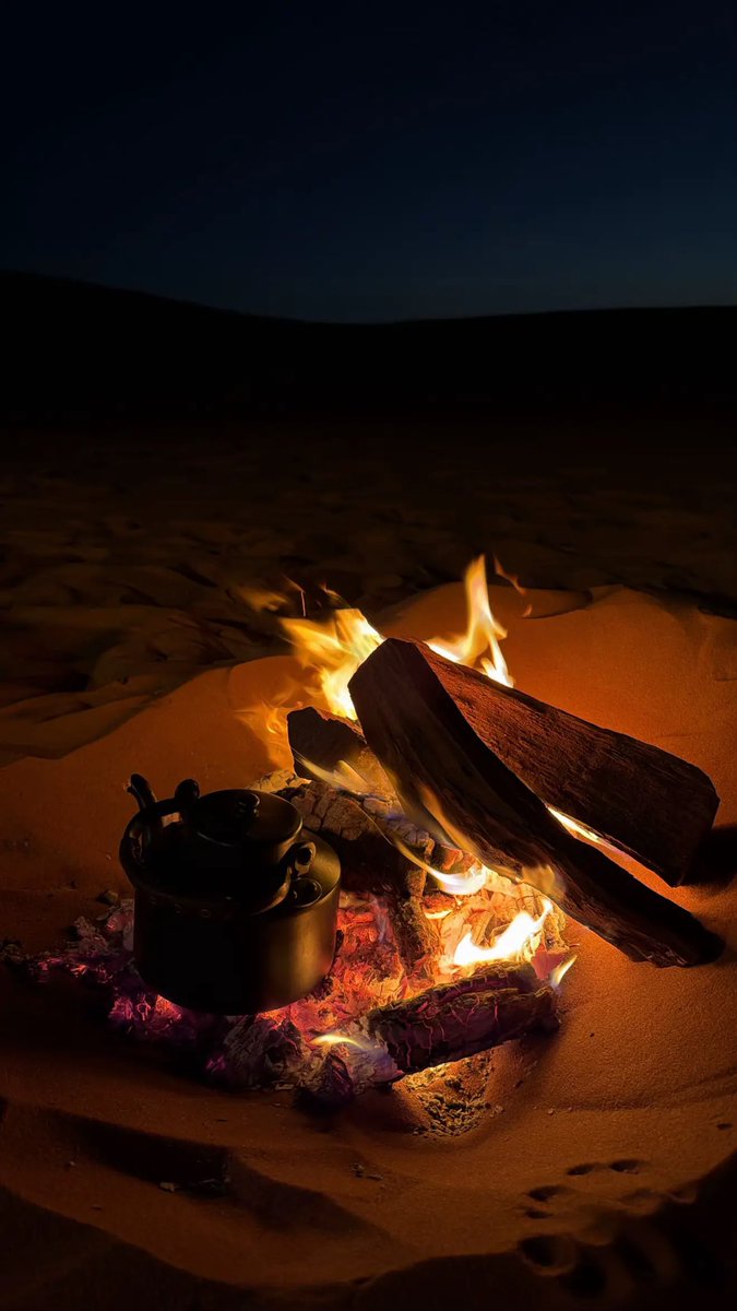 لما يقولون " جعل من جابك للجنة " 
ودي إن الأرض ومن عليها تردد بـ أمين