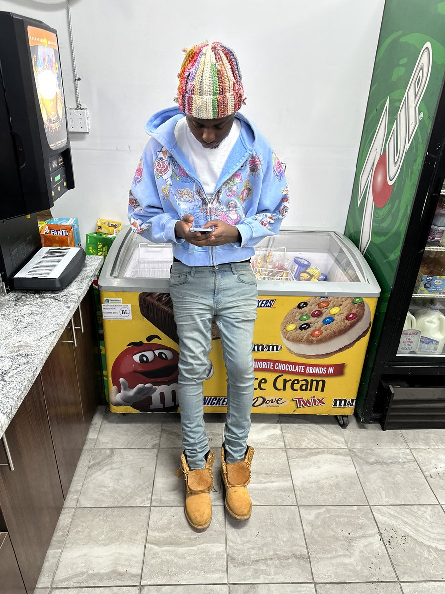 trippytone43's tweet image. IM STILL STICKING TO THE CODE TRYN GET A WIN