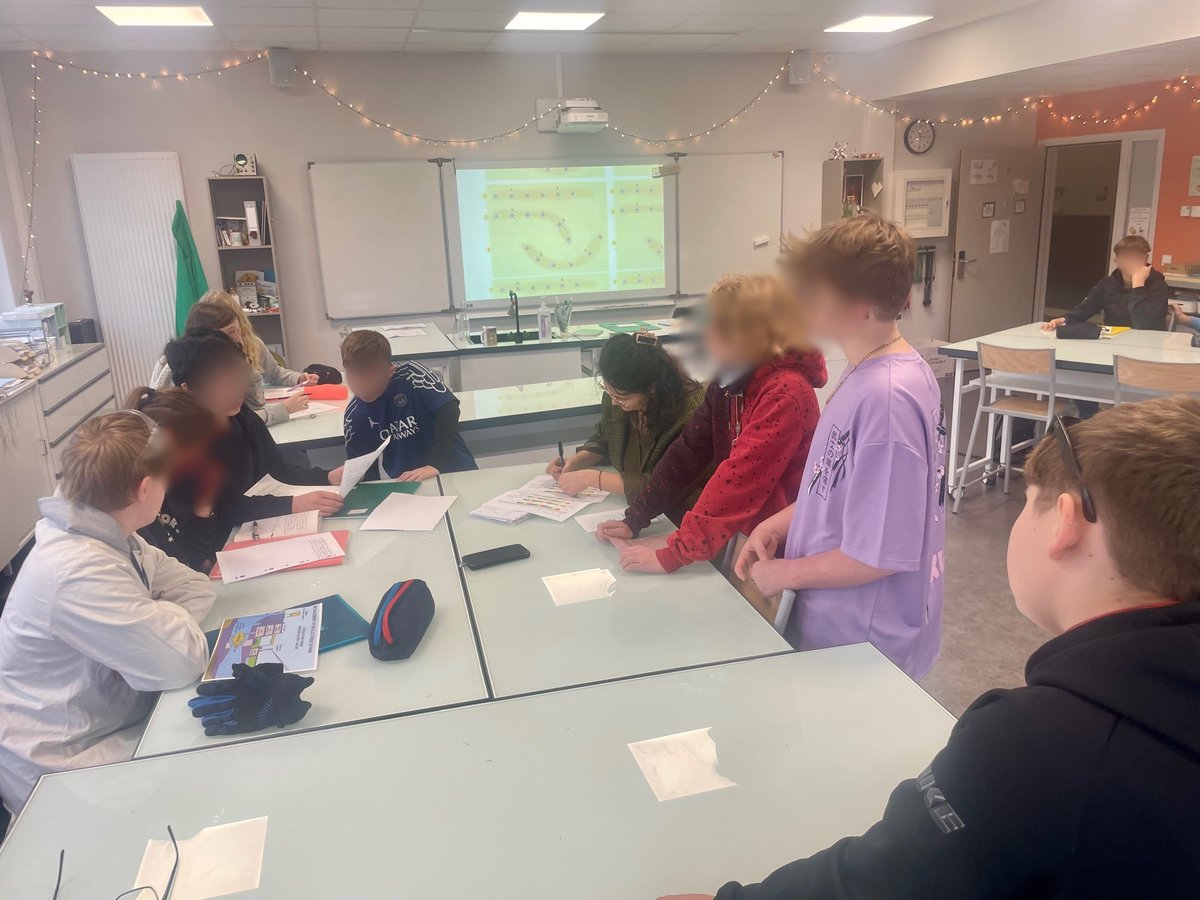 🔝1er instant  P-E-P ( Prof-Elèves-Principale) en cours de Physique Chimie pour une activité de débats  entre centrale hydroélectrique et centrale à charbons.

😃Quel plaisir de découvrir les arguments et l'engagement des élèves !

Bravo à Mme B. !

<a href="/ac_normandie/">Académie de Normandie</a> <a href="/dsden27/">DSDEN27</a>