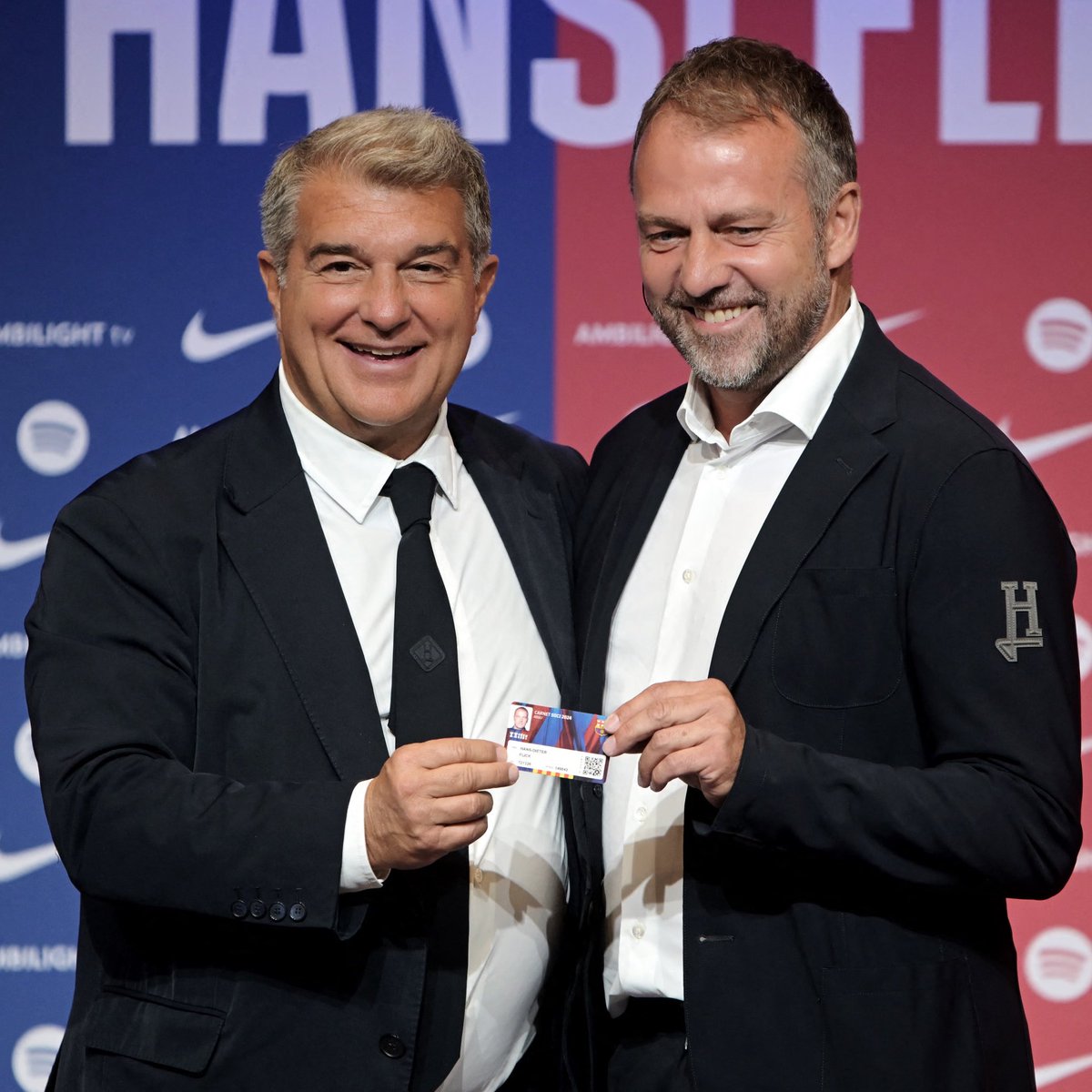 FabrizioRomano's tweet image. 🔵🔴 Laporta: “I spoke with Flick during the return from London… I liked his reaction and the team’s. I think that result will be a turning point”.

“A bad result in history has often pushed us toward a successful season. I’m sure of that”.