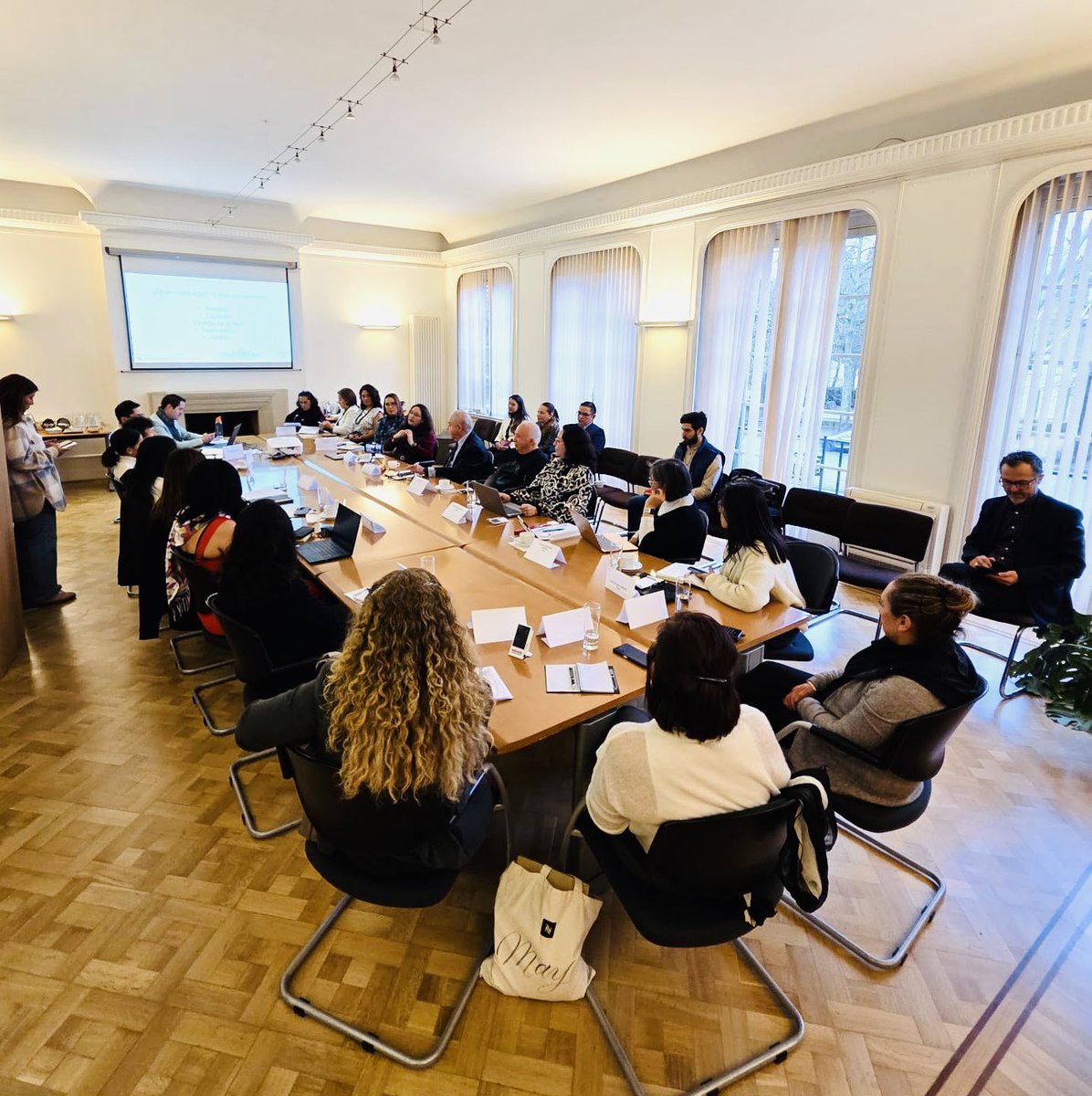 Gea Zazil tweet media