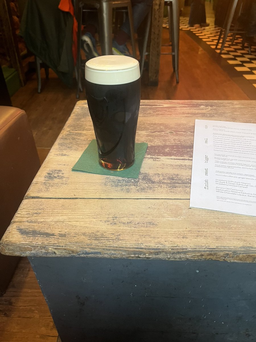 Russ_Inns's tweet image. Well earned pint of the black stuff in Edinburgh. Good weekend all