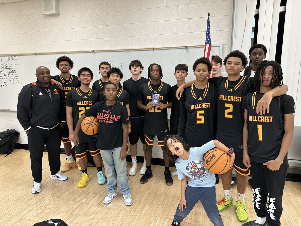 Thankful for senior captain, Darius Taylor! Congratulations for being selected to the All-Tournament team at Jurupa Hills 👍