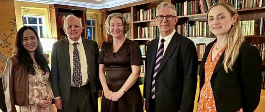 CuthsAlumni's tweet photo. Huge congratulations to Cuth's alumnus &amp; former JCR President, Steve Weatherseed, on his involvement in the launch of the Durham Law School's first overseas alumni chapter in Hong Kong! 🌍 

Well done on this fantastic achievement, Steve! 

https://t.co/Jqa0O0ckQD https://t.co/NpojKqARvB