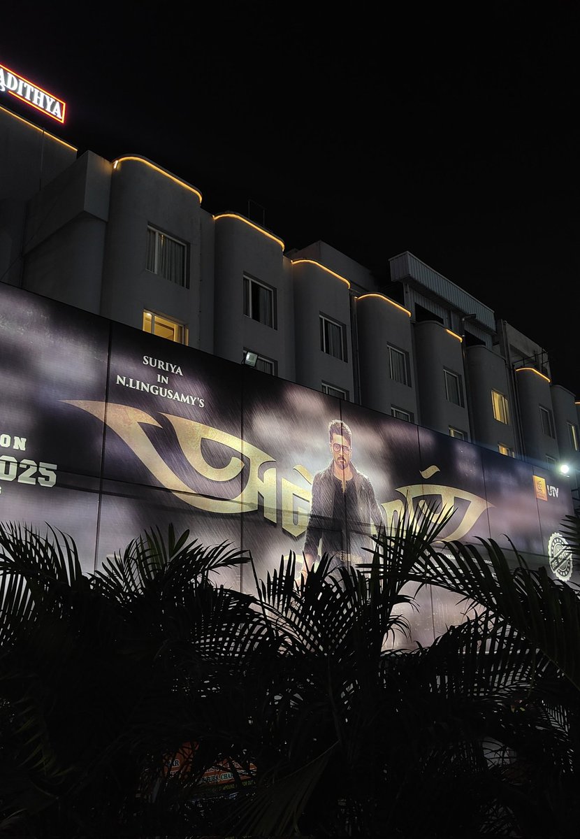 Random_twitss's tweet image. Vandhaachu #Anjaan @kamala_cinemas