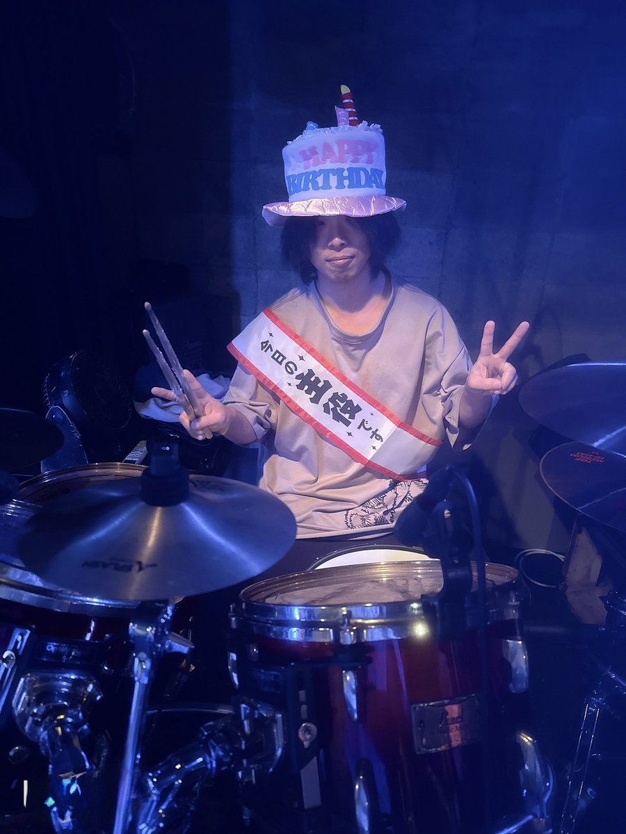 swimmy_naota's tweet photo. お誕生日に

ガチャピンでムックやっとる奴なんて

それはもうポンキッキや

ラーメン https://t.co/tbHs3Zyx8a