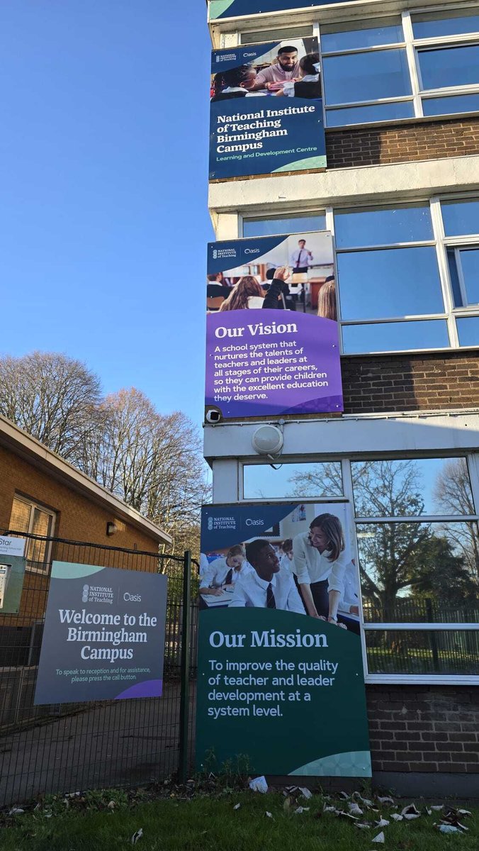 NatInstTeaching's tweet image. Our Birmingham campus has a fresh new look.✨As part of the recent refurbishments, we have installed new signage that celebrates our identity, our values, and, of course, helps visitors find their way to our Learning and Development Centre with ease.

Located at @OasisAcademies&apos;s…
