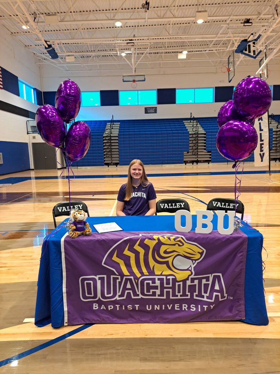 Signed! <a href="/KCasey2026/">Kyleigh.Casey.2026</a> is from Grain Valley, MO and is a 3x all-conference and 3x all-district OH! She’s also an all-state member and recently broke her high school record for kills! Help us welcome Kyleigh Casey to the tiger for life family! #TIGS <a href="/OuachitaTigers/">Ouachita Athletics</a>