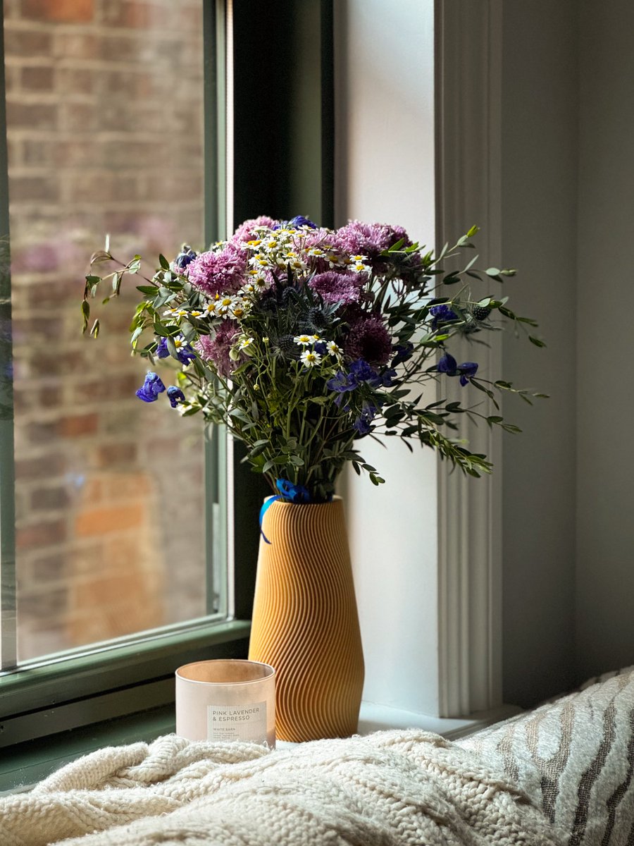 На этой неделе у меня дома сразу два букета 🤍