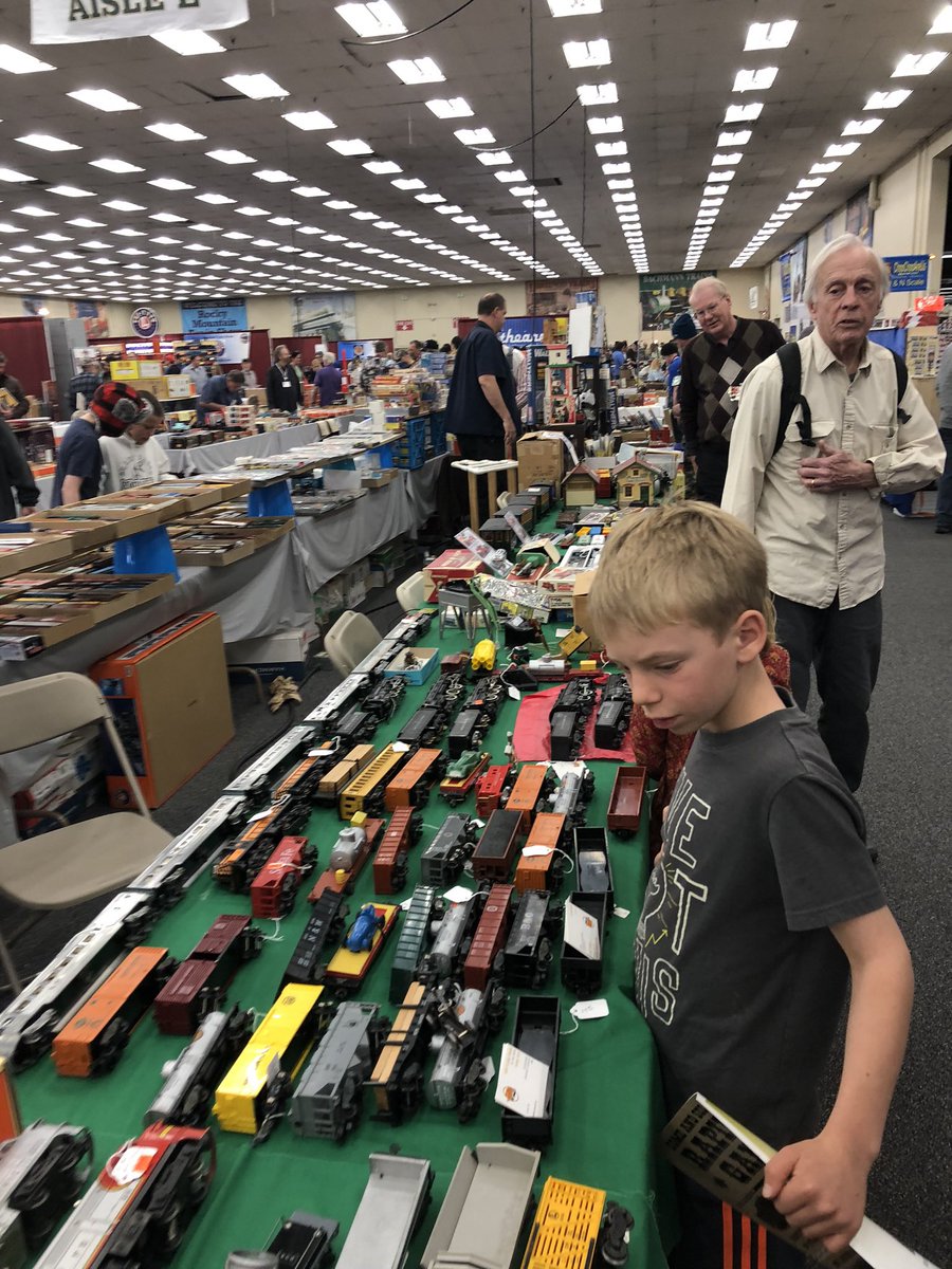 RkyMtnTrainShow's tweet image. Doors open at 9am Saturday and we can’t wait to see you! 🚂 Don’t forget we have free parking and kids 12 &amp;amp; under are free. 😃RockyMountainTrainShow.com