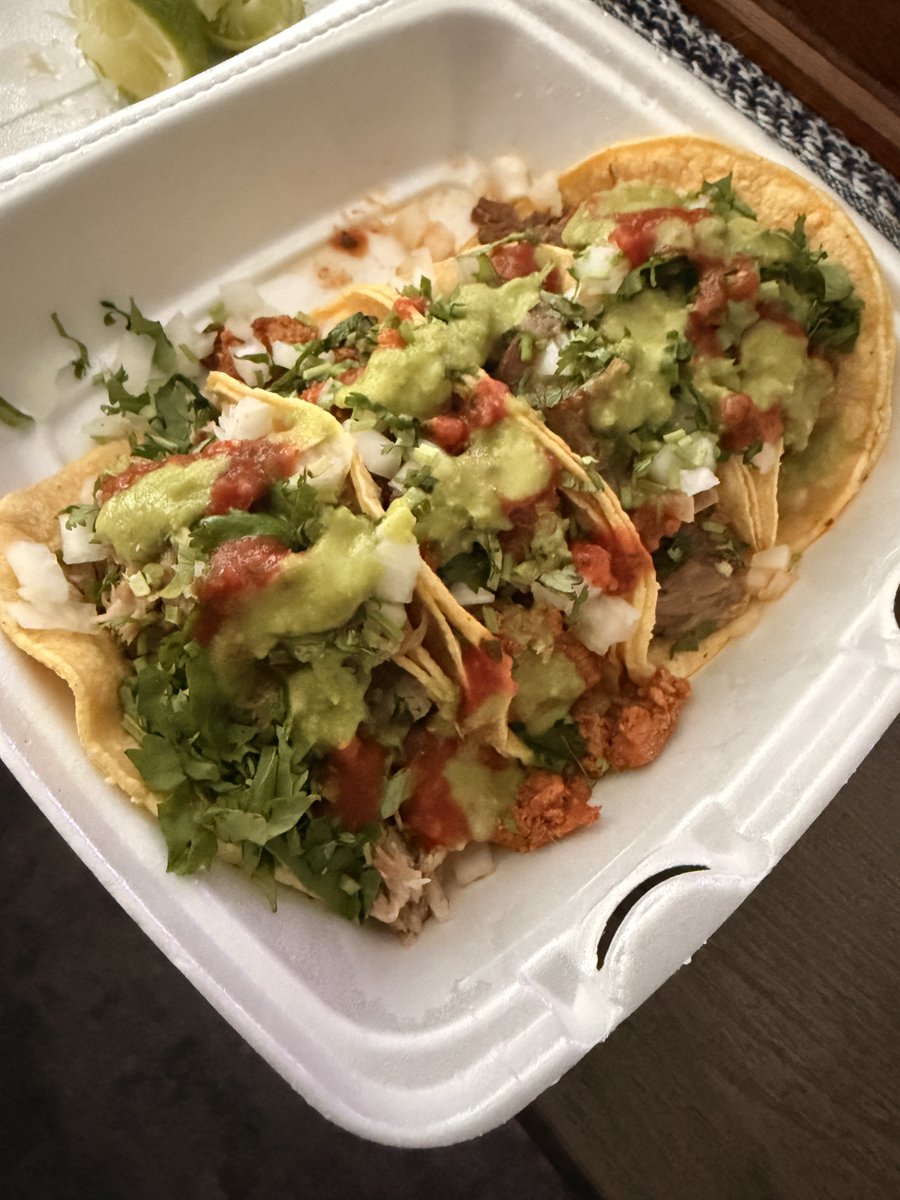 Joint my boy <a href="/RichOToole/">Rich O'Toole</a> in the taco club because Ags winning by 💯 tonight 😤