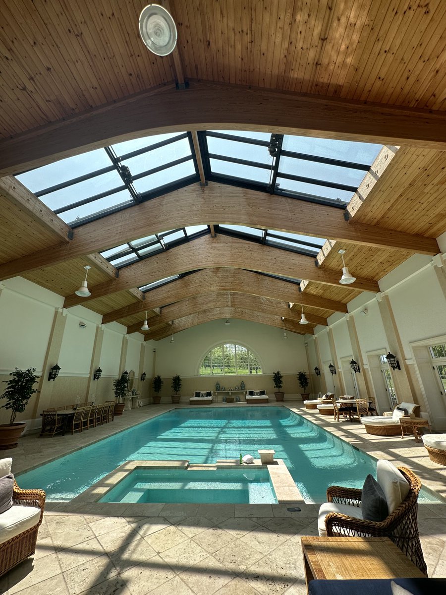 Gm 𝕏 Happy Friday.